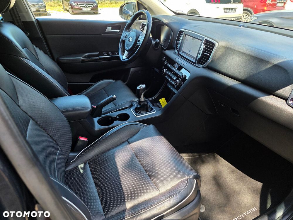 Kia Sportage - 14