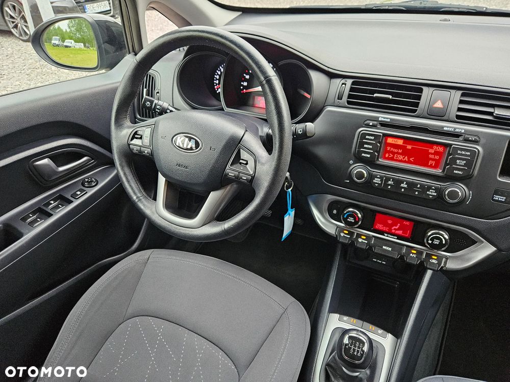 Kia Rio 1.4 Platinum Edition - 32