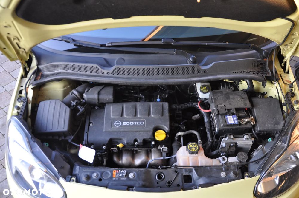 Opel Adam 1.4 Black Jack - 19