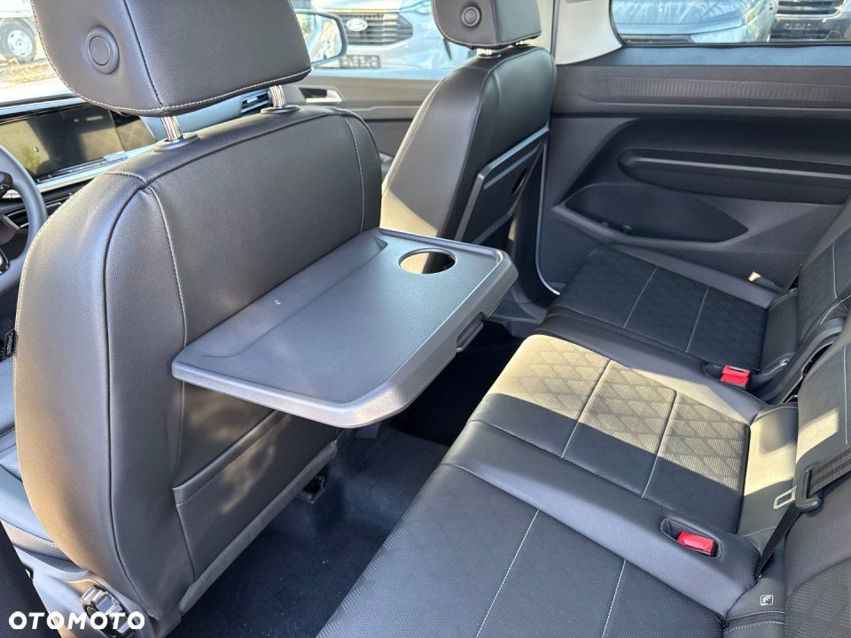 Ford Tourneo Connect - 34
