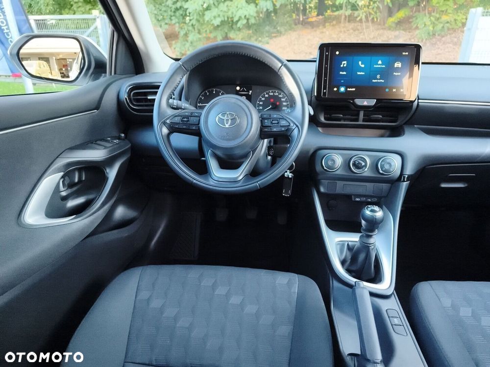 Toyota Yaris 1.5 Comfort - 13