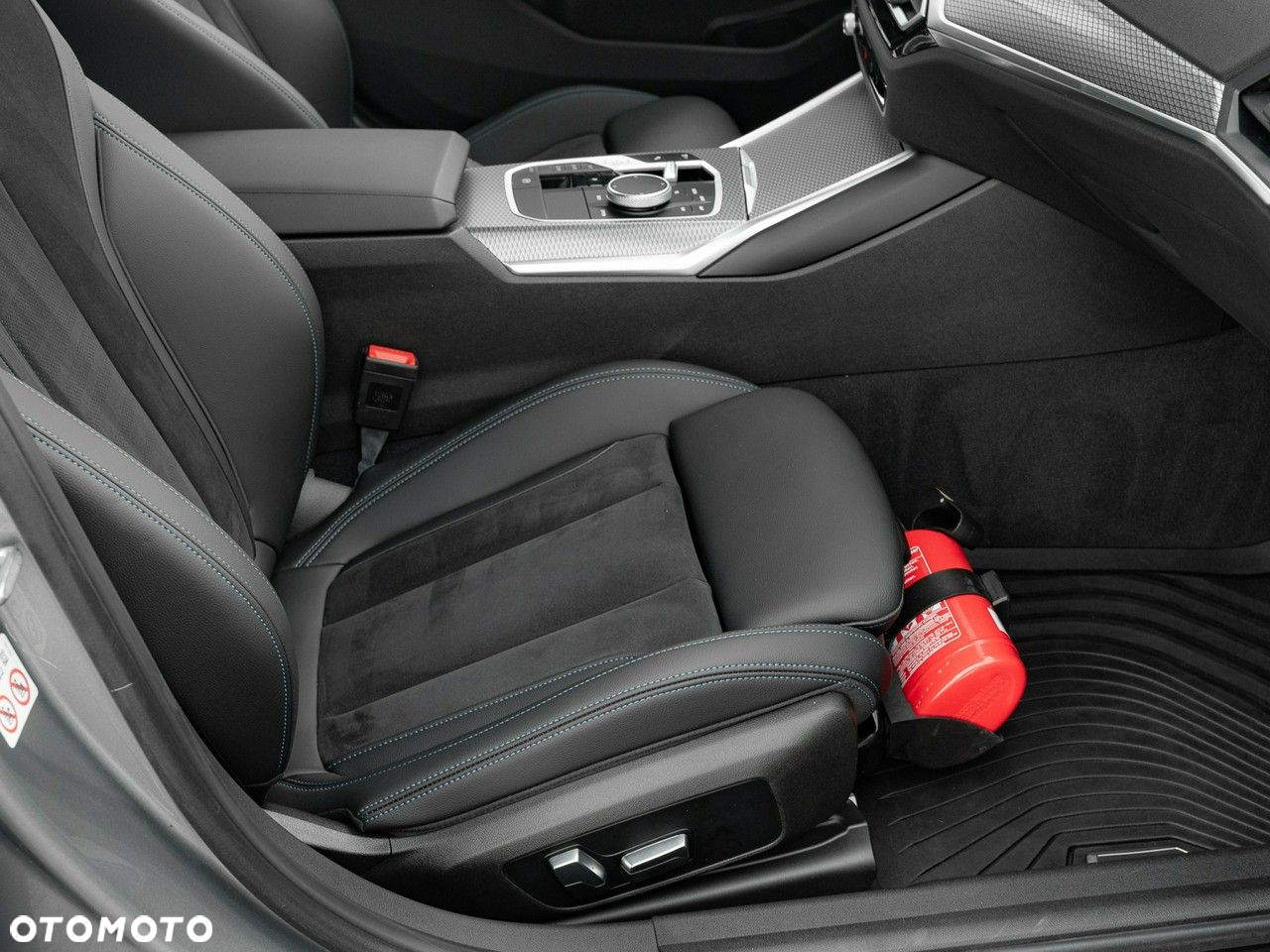 BMW Seria 3 320d xDrive M Sport sport - 31
