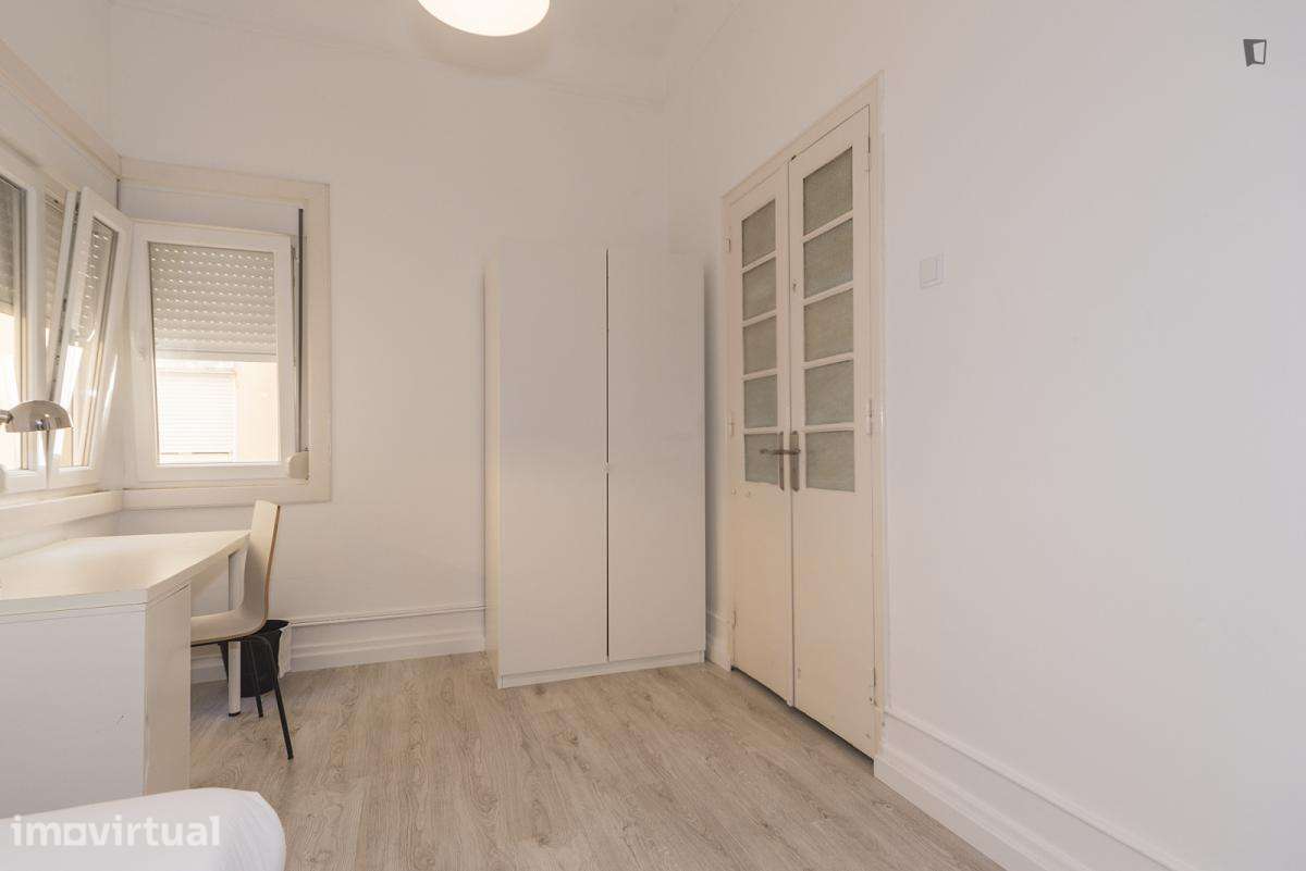 Quarto - localizado em Lapa Lisbon - Grande imagem: 2/19
