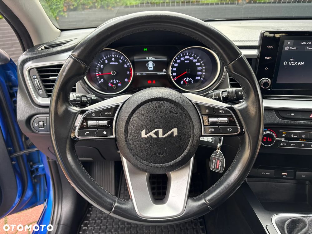 Kia Ceed 1.5 T-GDI M - 13