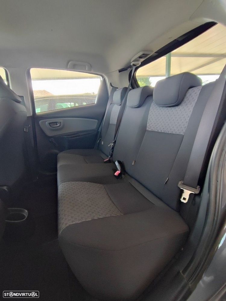 Toyota Yaris 1.33 VVT-i Comfort - 10
