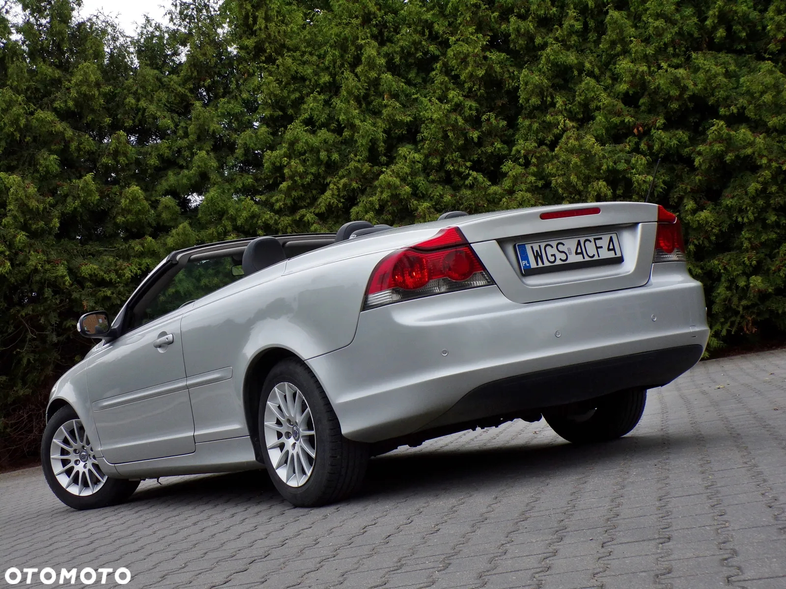 Volvo C70 2.0D Kinetic - 4