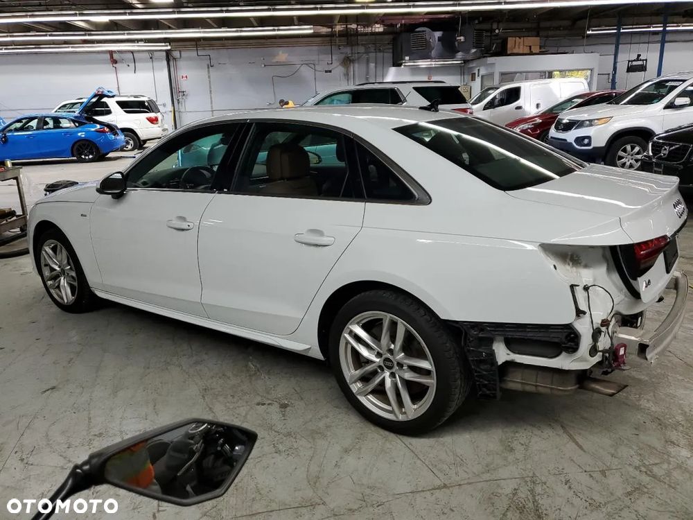 Audi A4 Limousine - 5