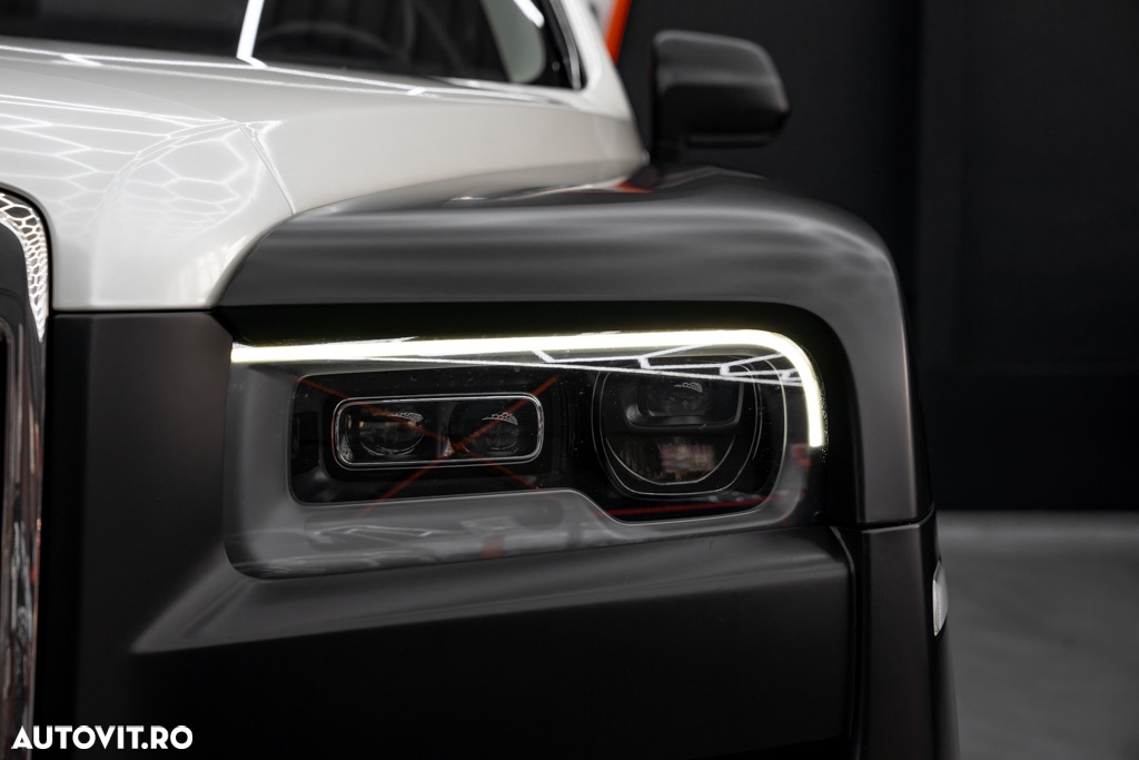 Rolls-Royce Cullinan Standard - 6