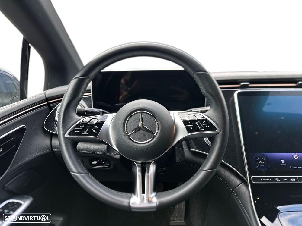 Mercedes-Benz EQE 300 - 14