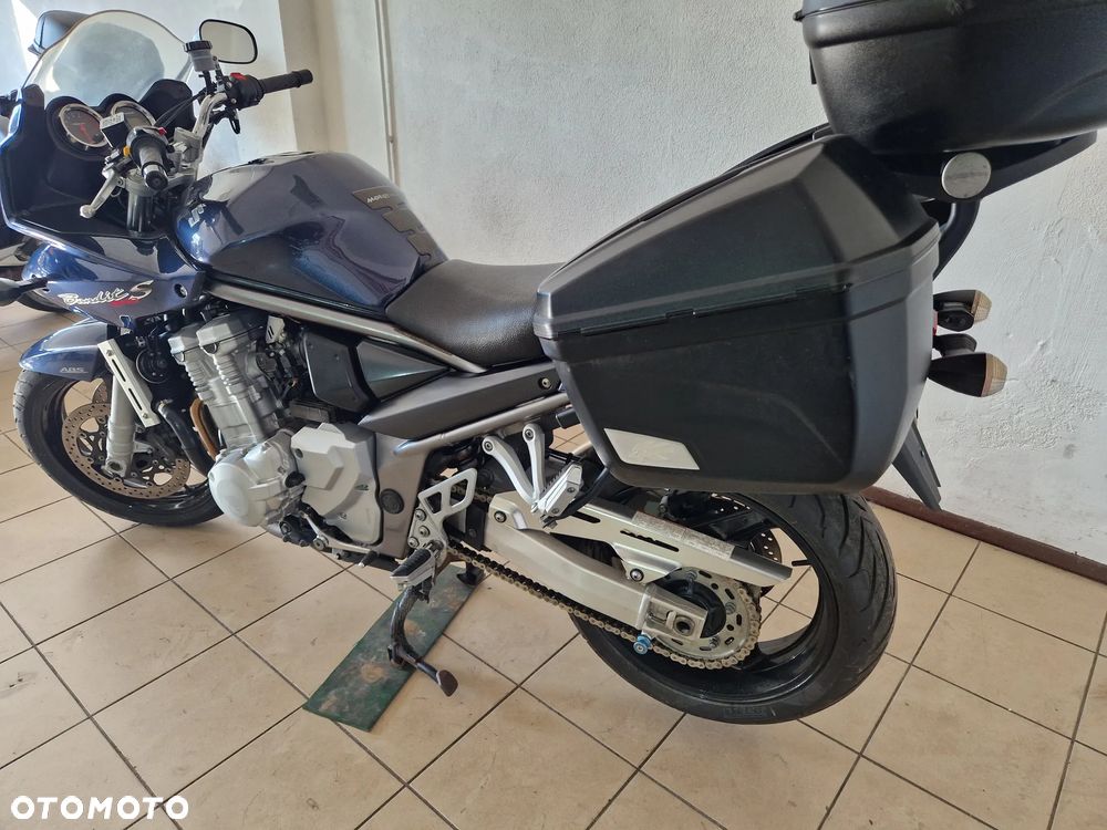 Suzuki Bandit - 4