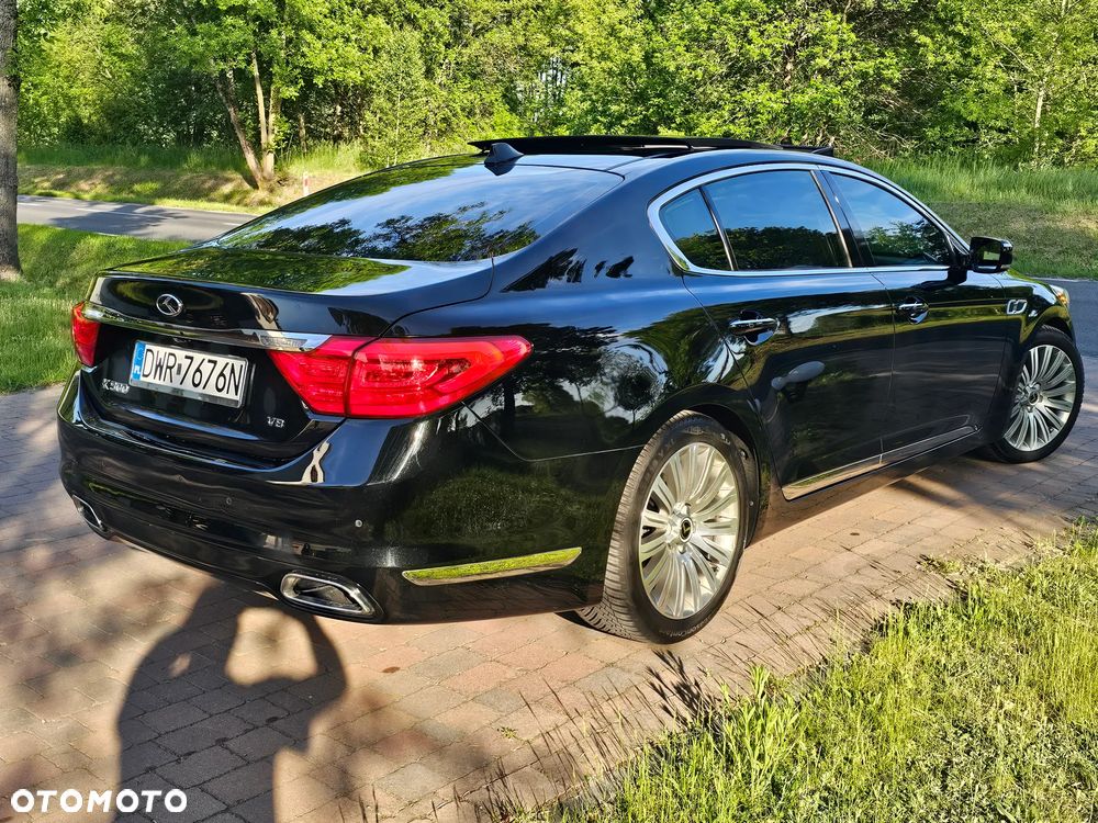 Kia K9 - 2