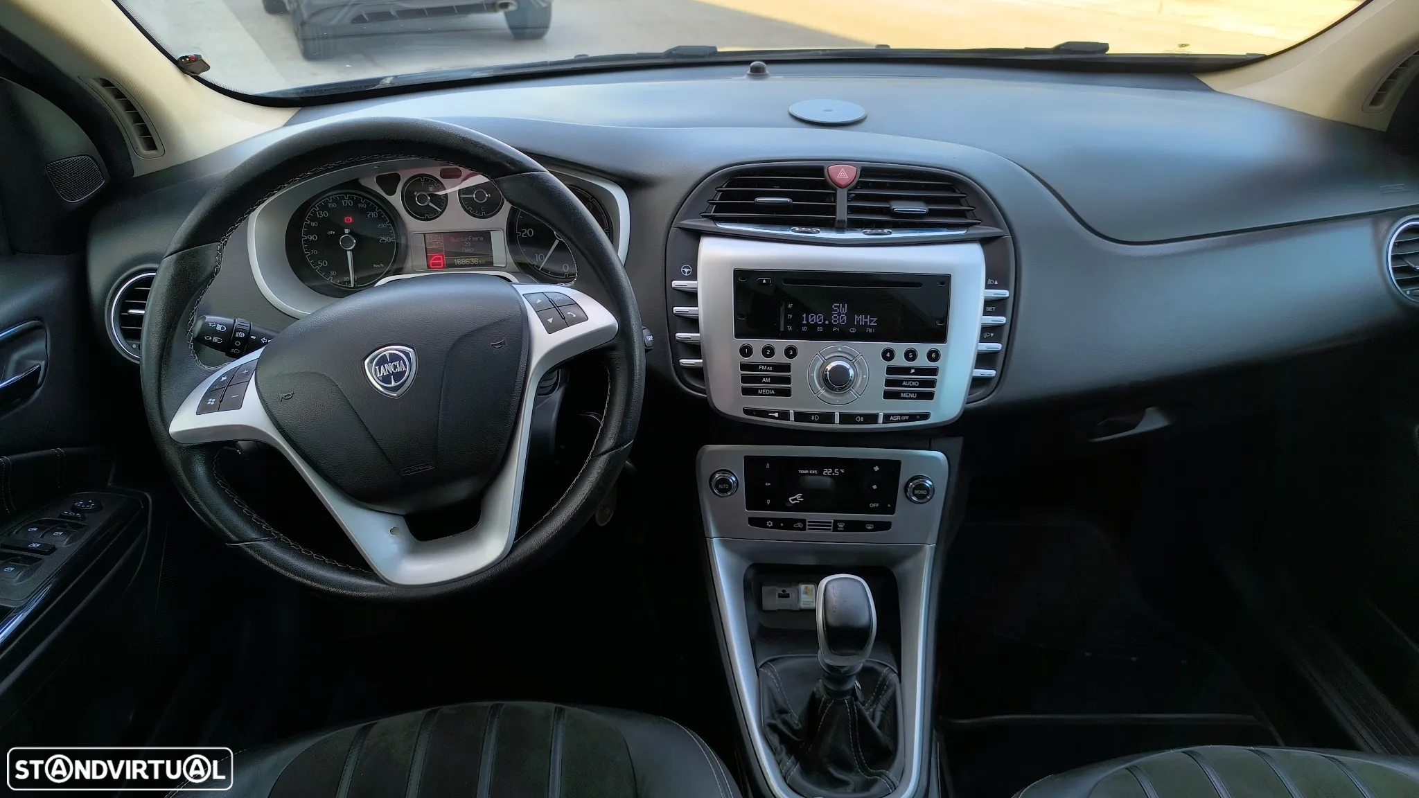 Lancia Delta 1.6 M-Jet Platino - 15
