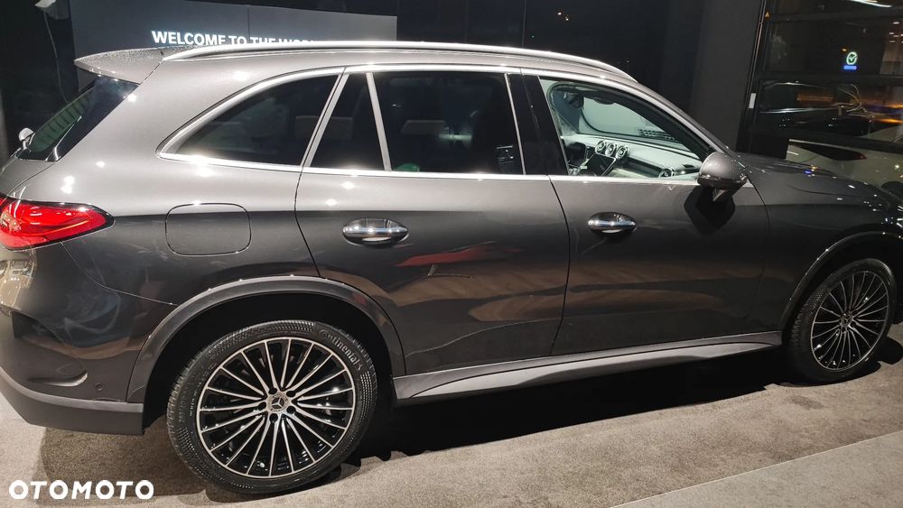 Mercedes-Benz GLC - 4