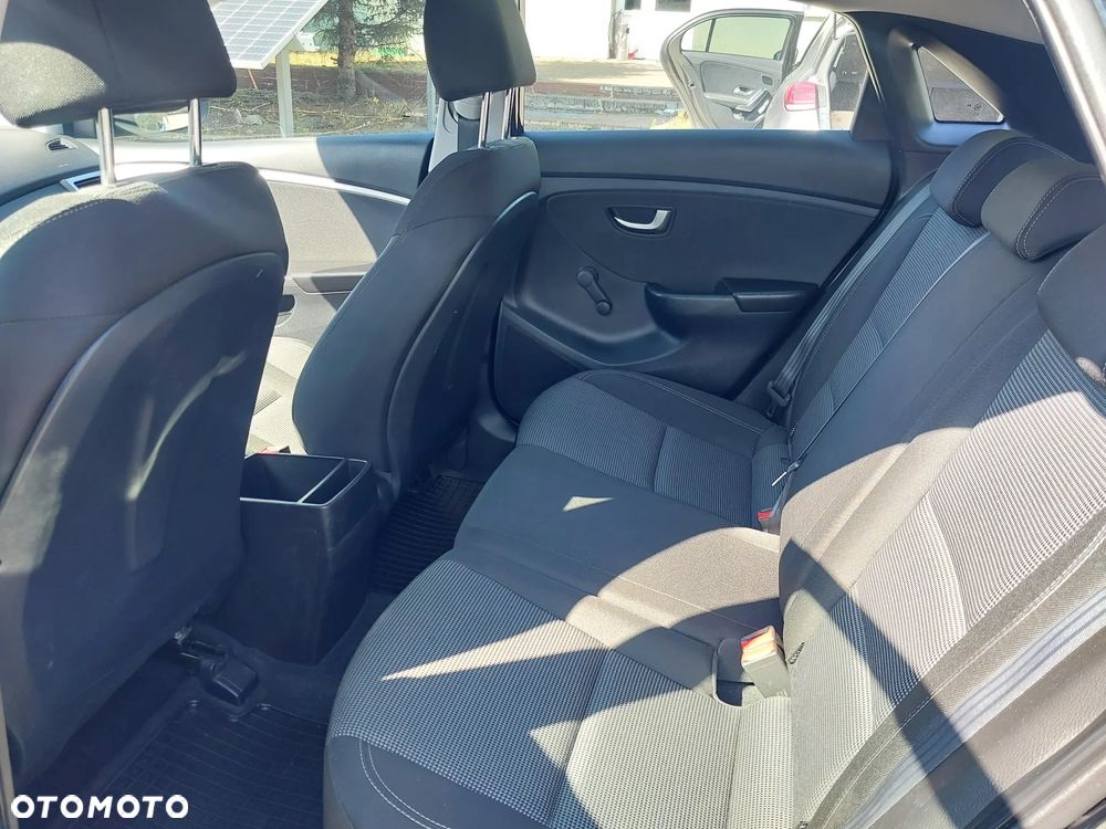 Hyundai i30 1.4 CRDi Comfort - 13