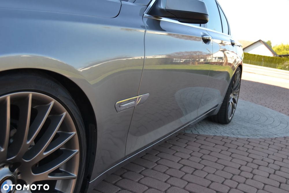 BMW Seria 7 730d - 13