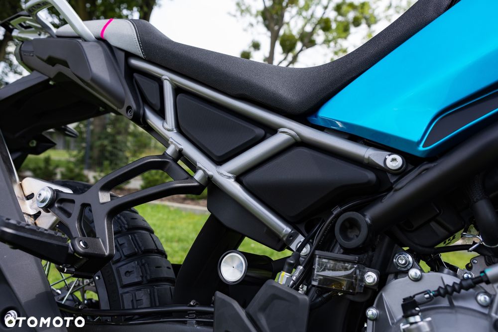CFMoto MT - 28
