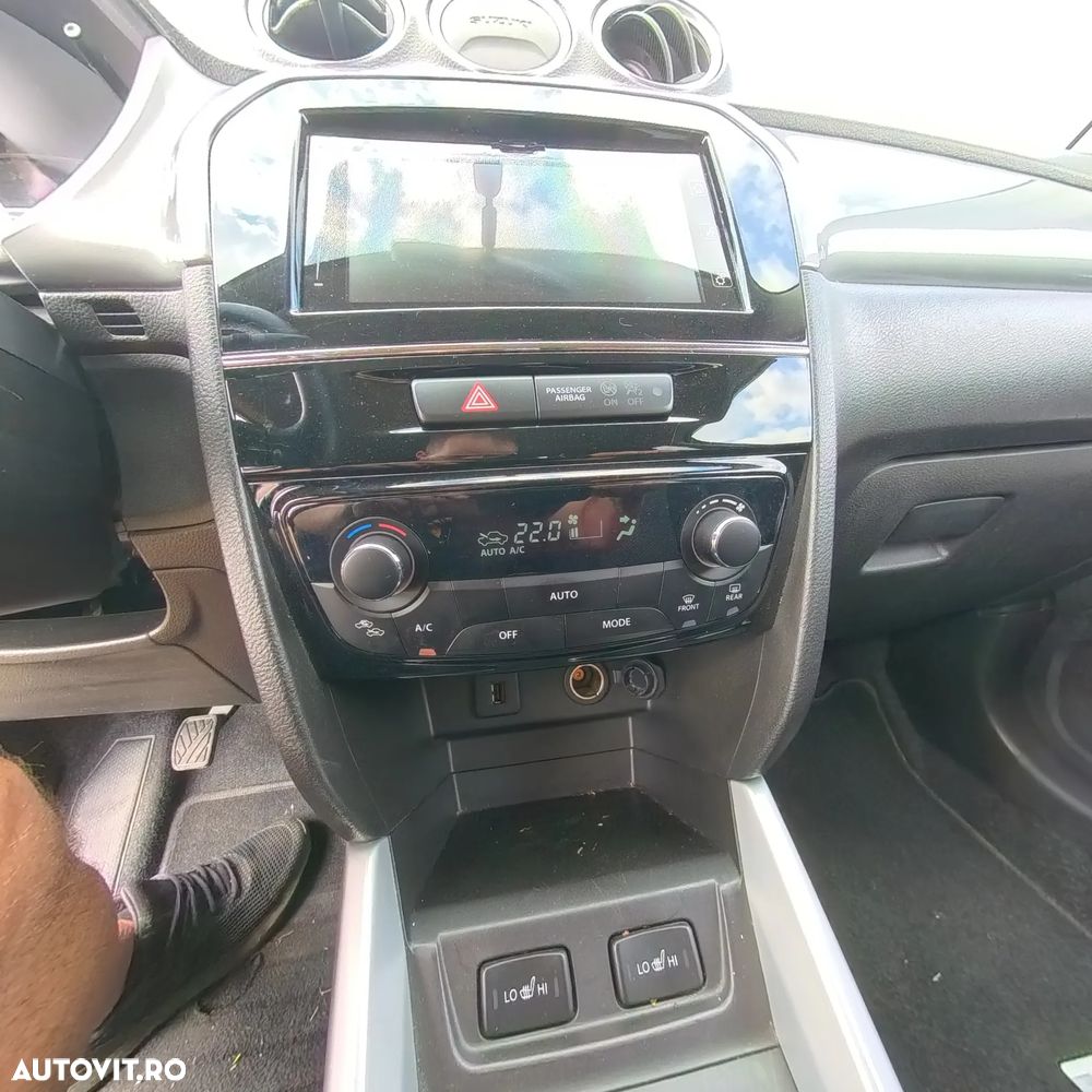 Suzuki Vitara 1.6 4X4 Luxus - 9