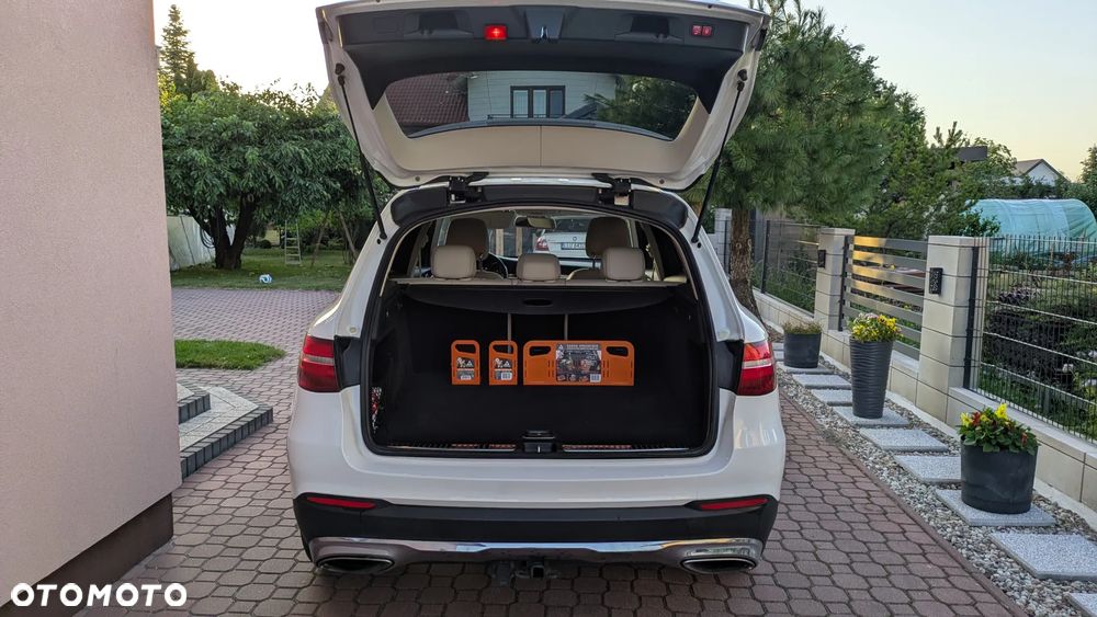 Mercedes-Benz GLC 300 4-Matic - 23