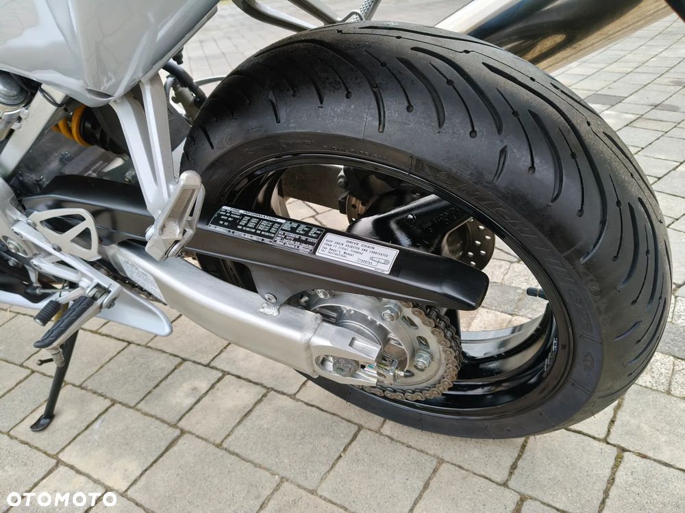 Honda CBR - 19