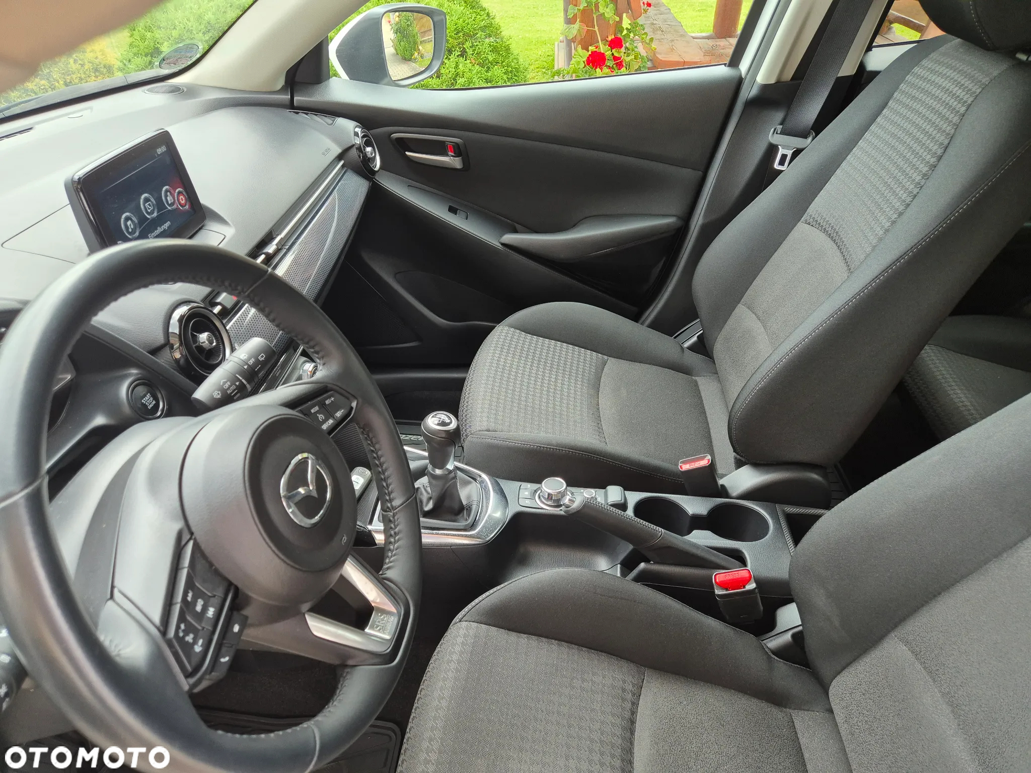 Mazda 2 SKYACTIV-G 90 White Edition - 11
