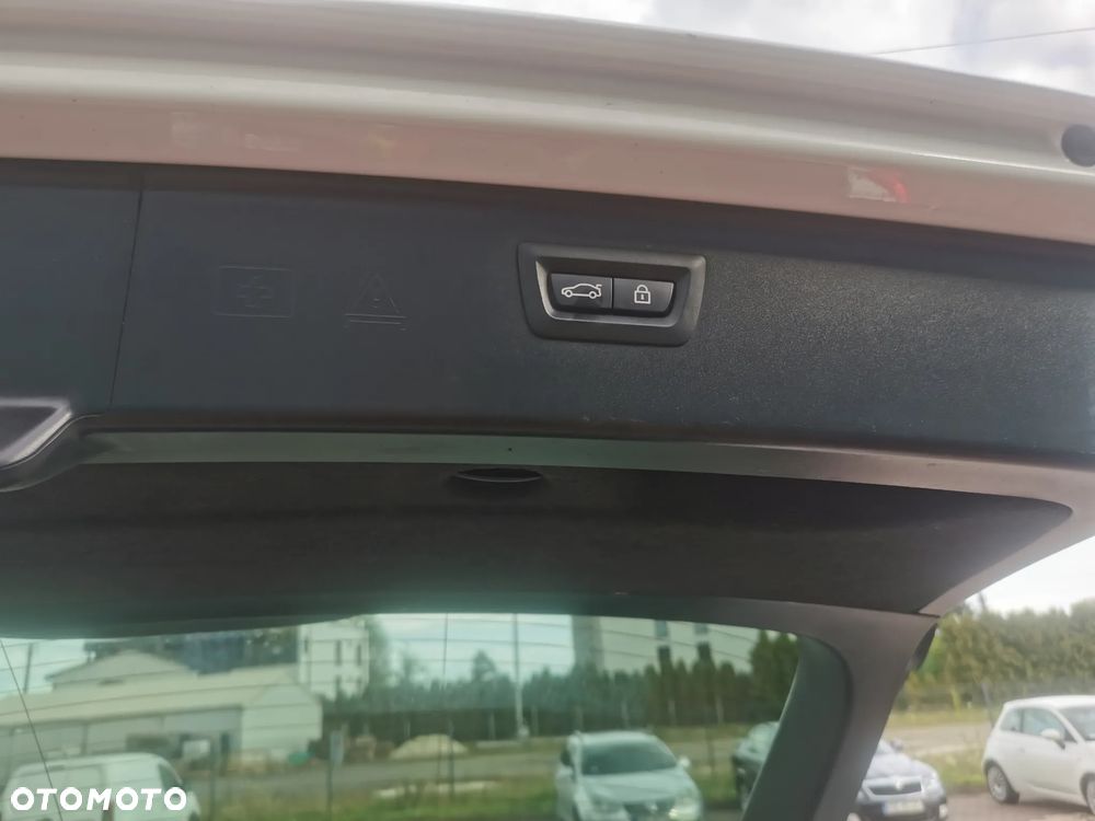 BMW Seria 5 535d - 33