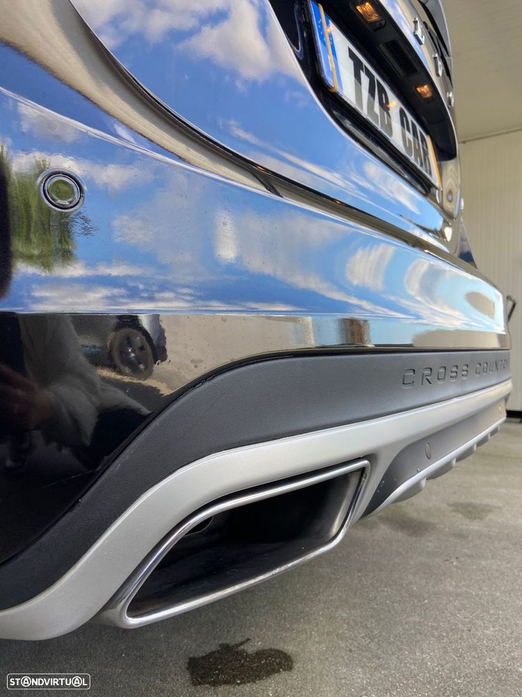 Volvo V60 Cross Country 2.0 D4 Pro - 44