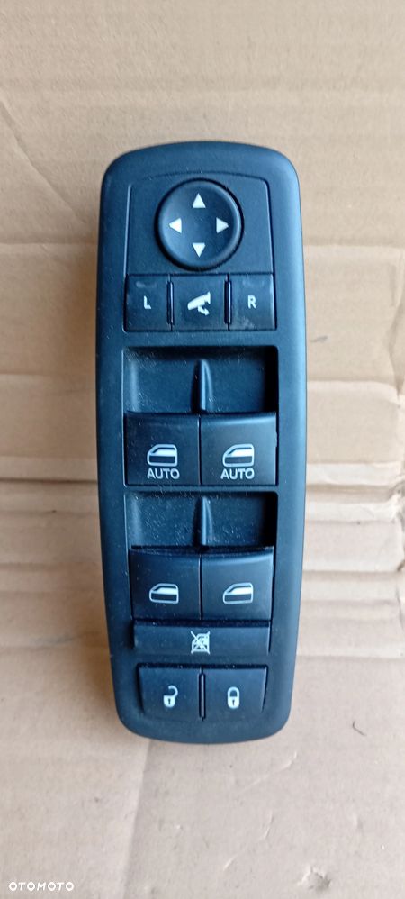 Przełącznik panel sterowania szyb lusterek Jeep Grand Cherokee IV WK2 68030826AC - 1