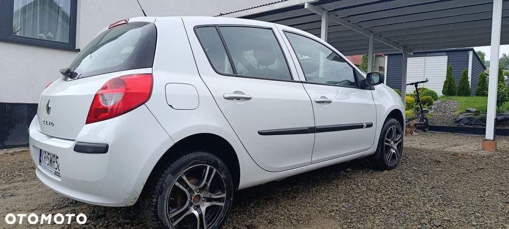Renault Clio - 4