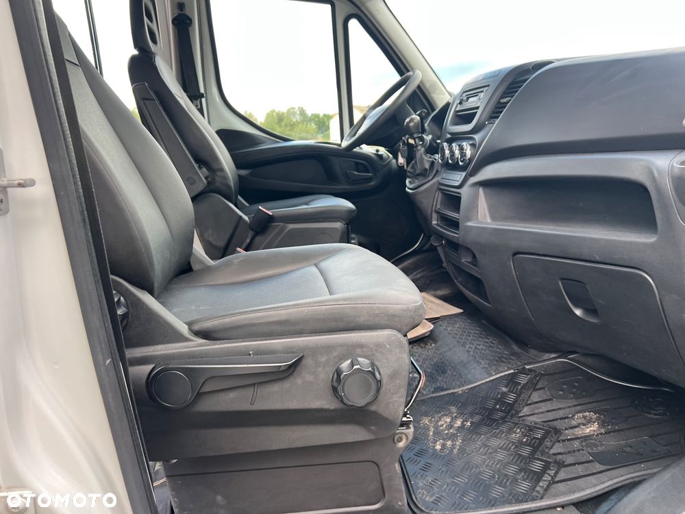 Iveco 35C wywrotka - 14