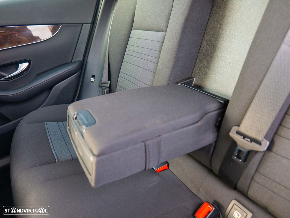 Mercedes-Benz GLC 220 d 4Matic 9G-TRONIC - 30