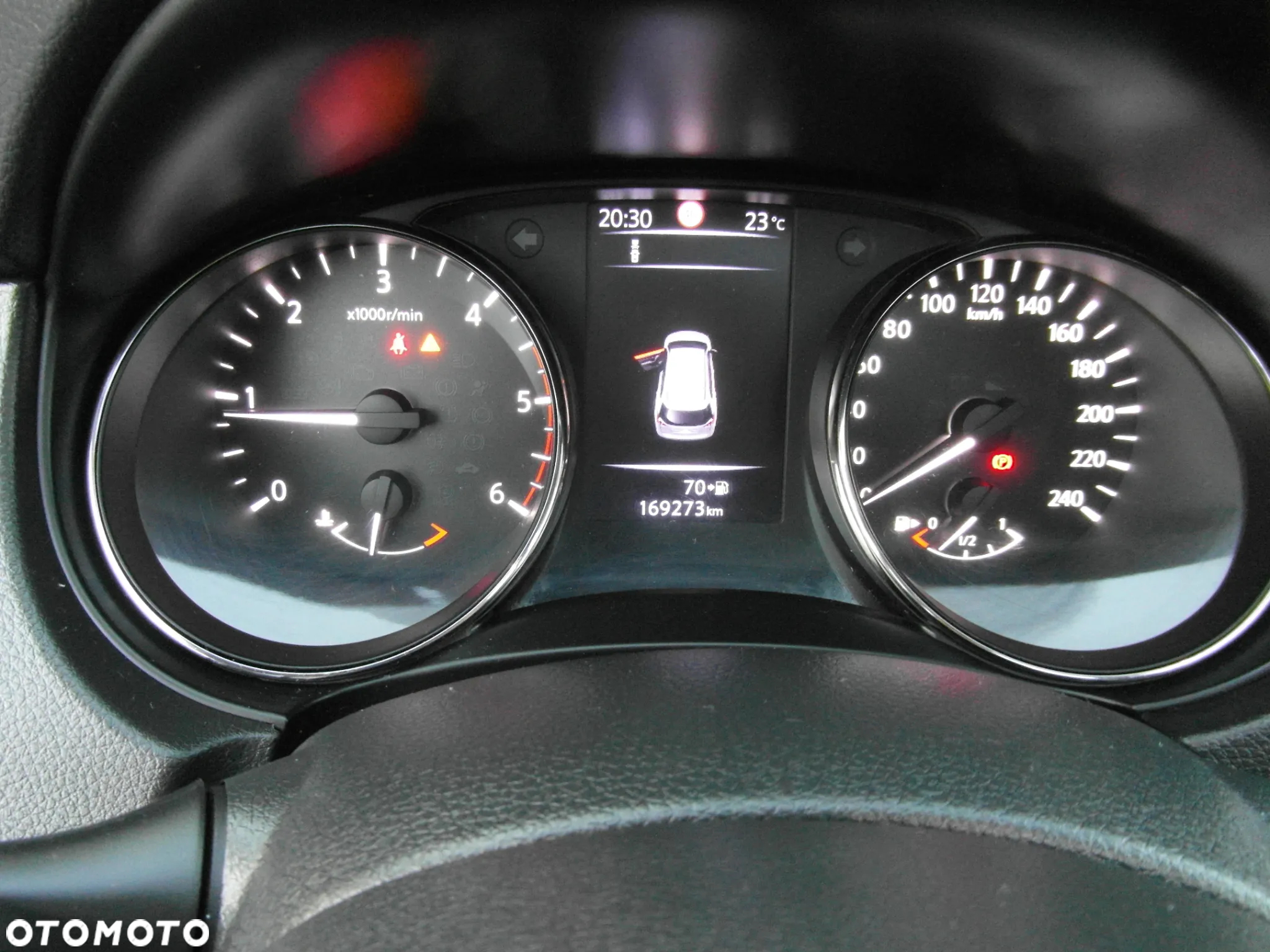 Nissan X-Trail 1.7 dCi N-Connecta 4WD - 24
