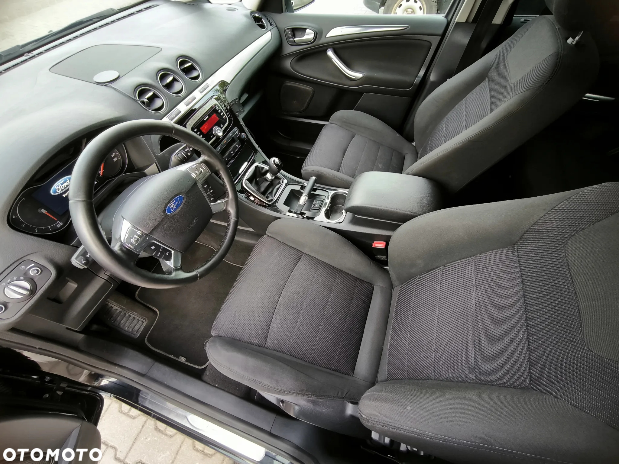 Ford Galaxy 2.0 TDCi Titanium - 9