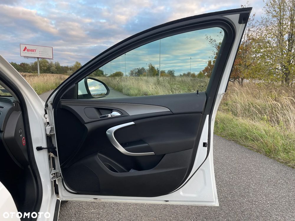 Opel Insignia 2.0 CDTI - 17