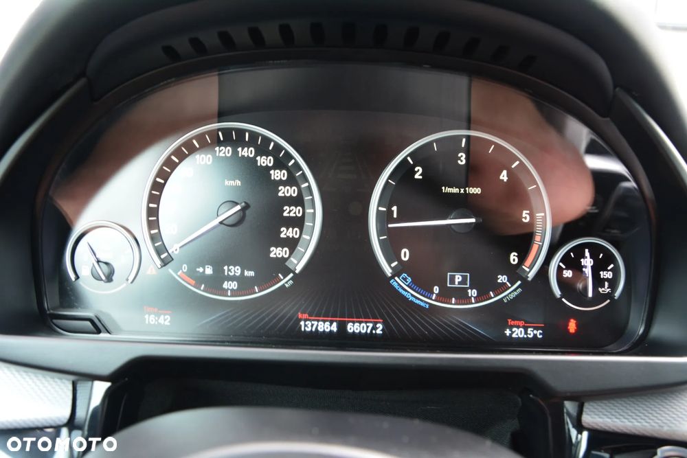 BMW X5 xDrive30d - 22