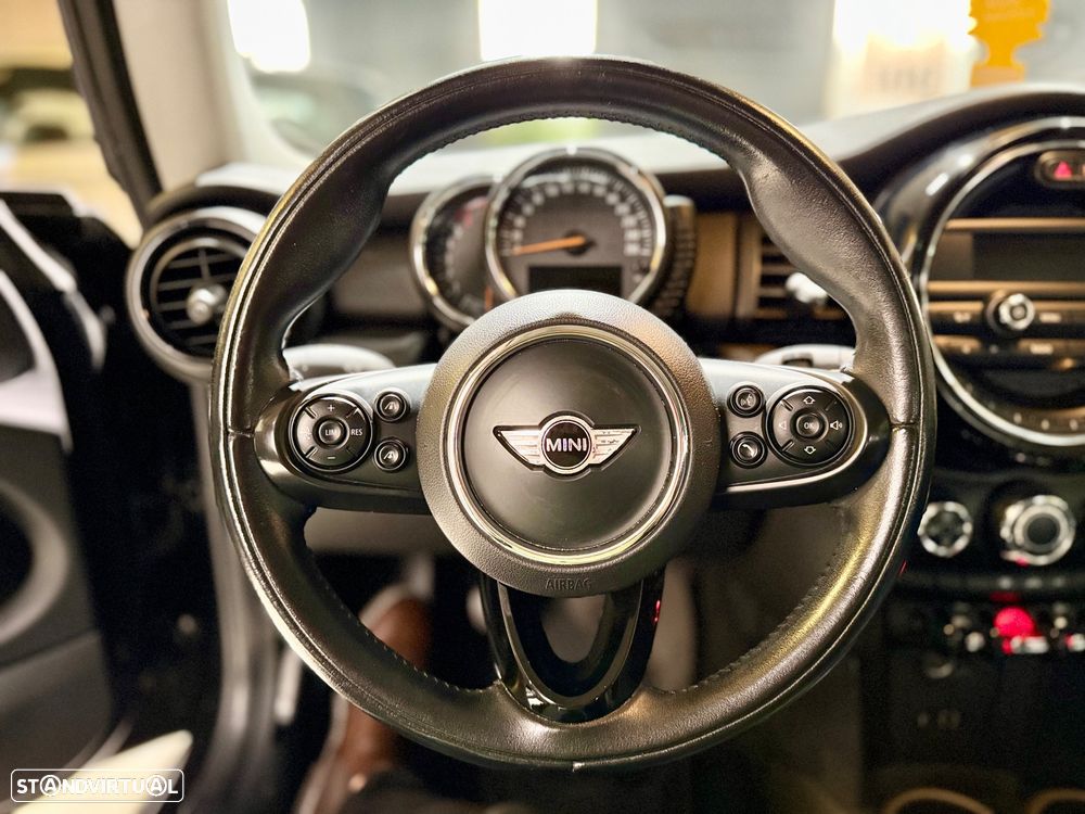 MINI 3 Portas Cooper D - 12