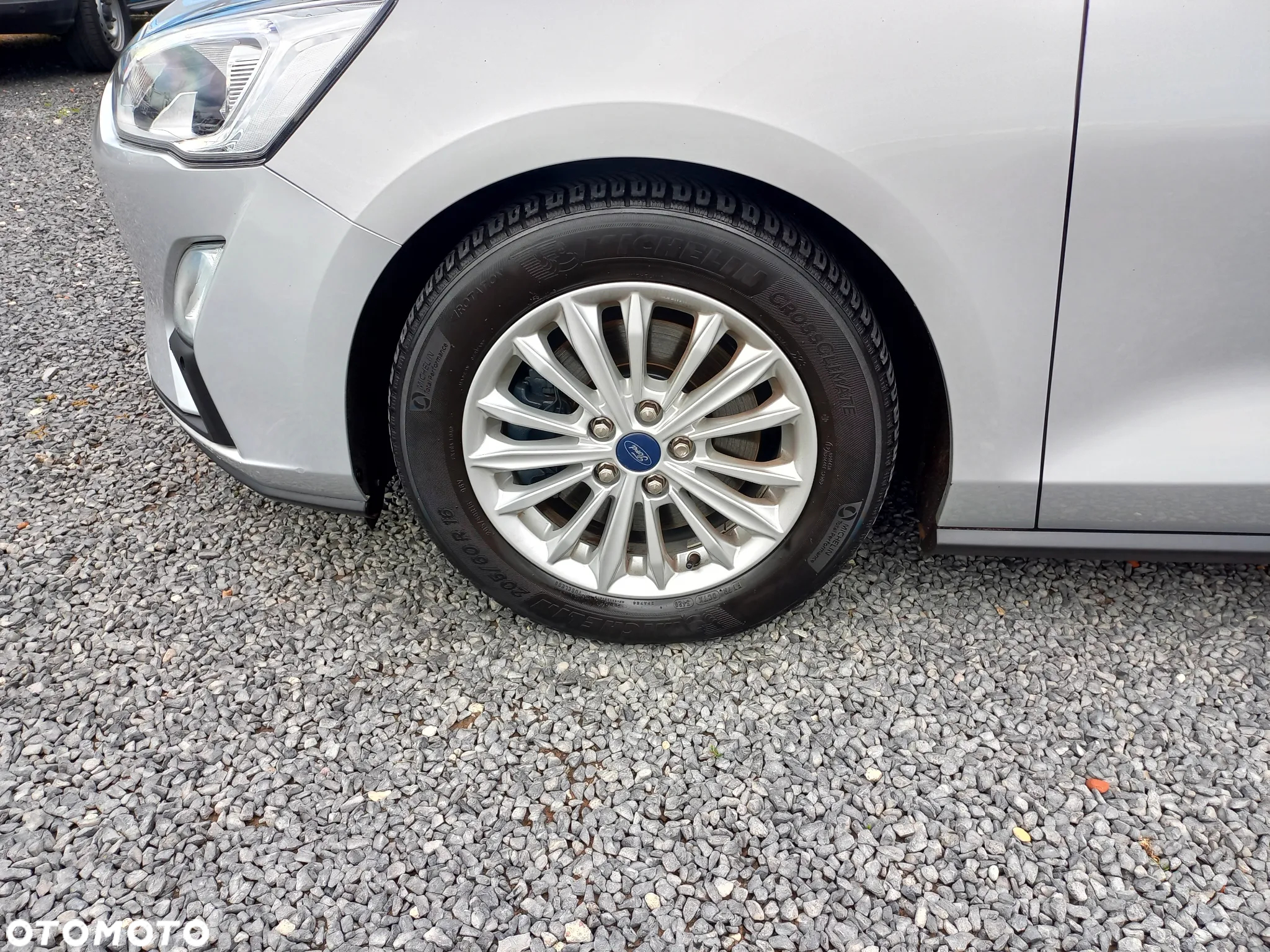 Ford Focus 1.5 EcoBlue Start-Stopp-System TITANIUM - 12