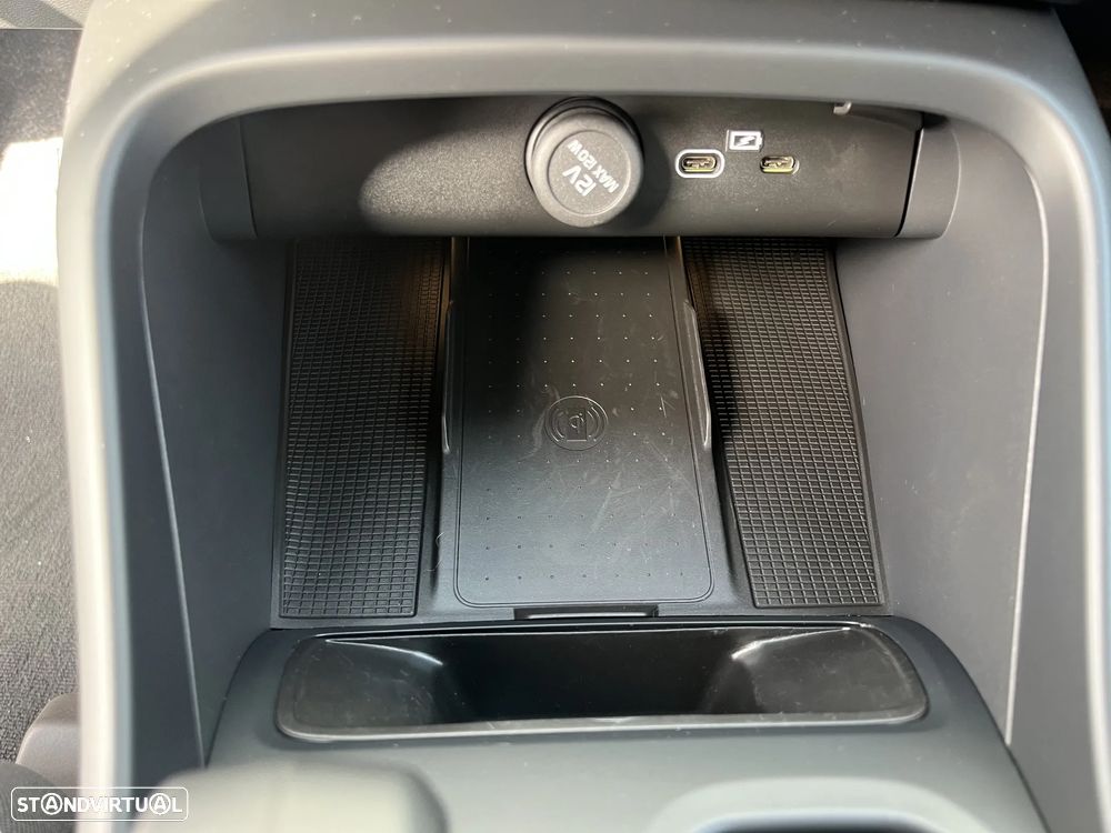 Volvo XC 40 2.0 B3 Core - 23