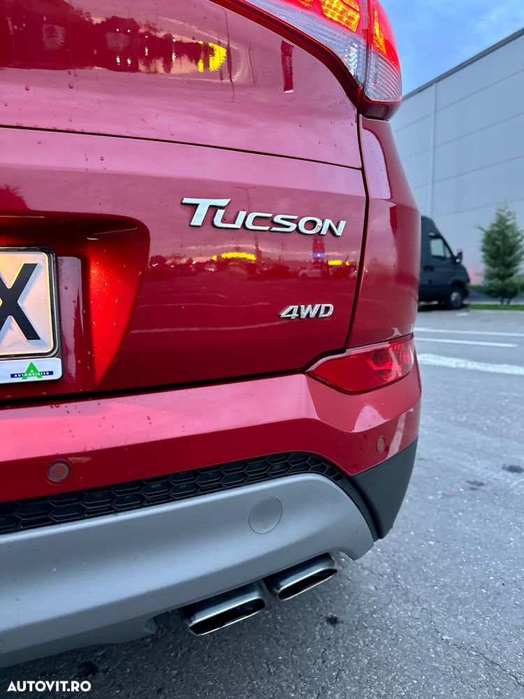 Hyundai Tucson 2.0 CRDI 4WD 6AT Luxury+ - 12