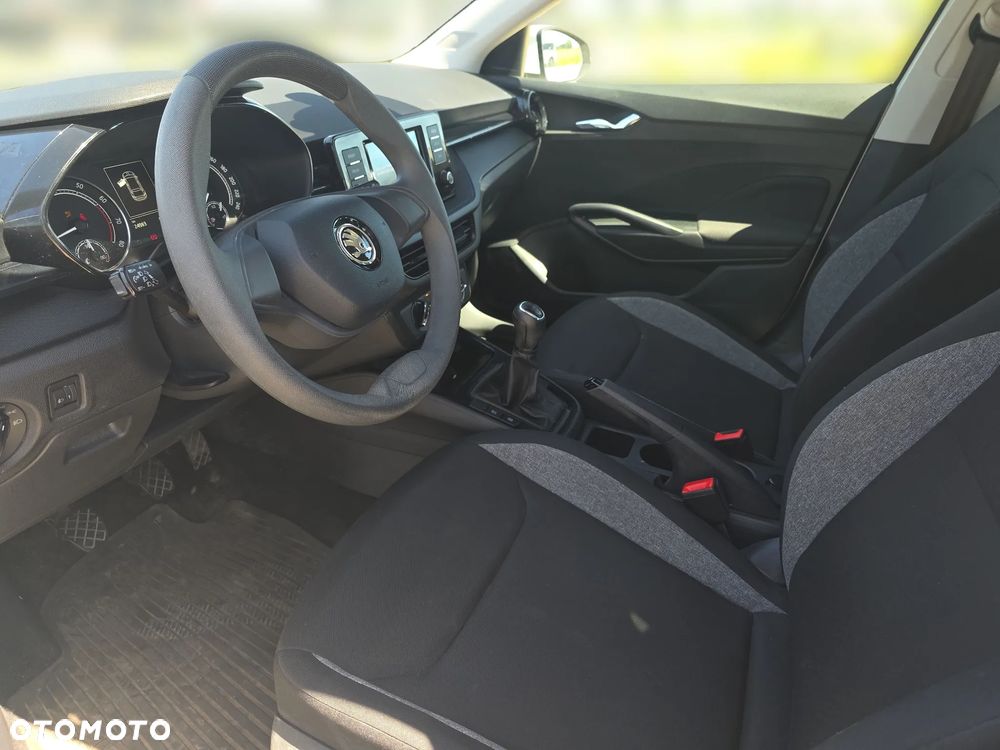 Skoda Fabia 1.0 TSI Active - 11