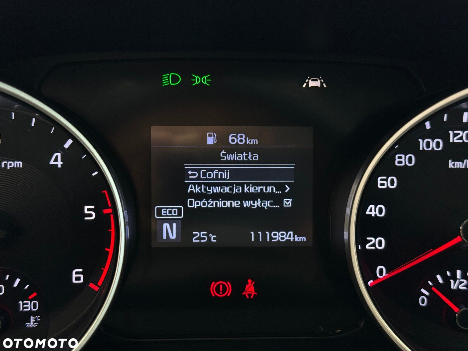 Kia Ceed - 32