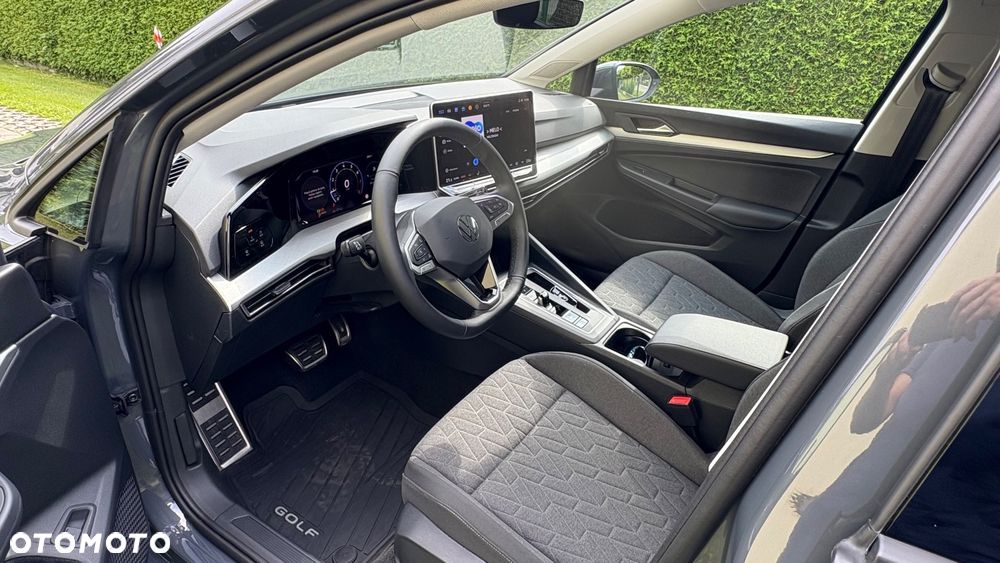 Volkswagen Golf 1.5 eTSI mHEV Life Plus DSG - 12