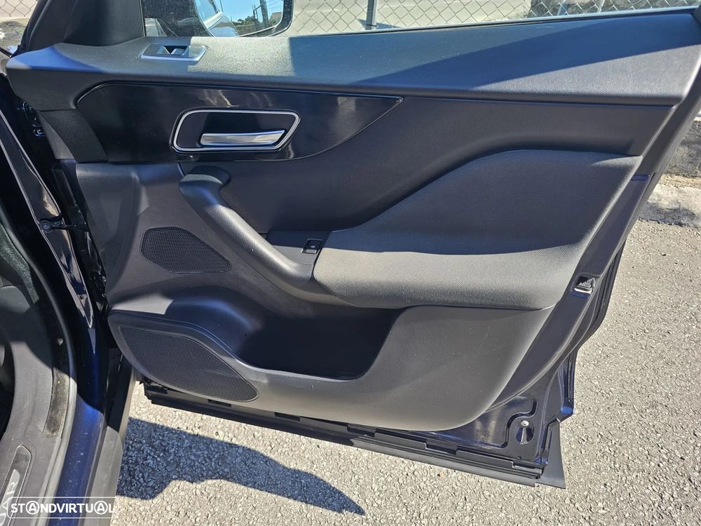 Jaguar F-Pace 20d AWD Aut. Prestige - 25