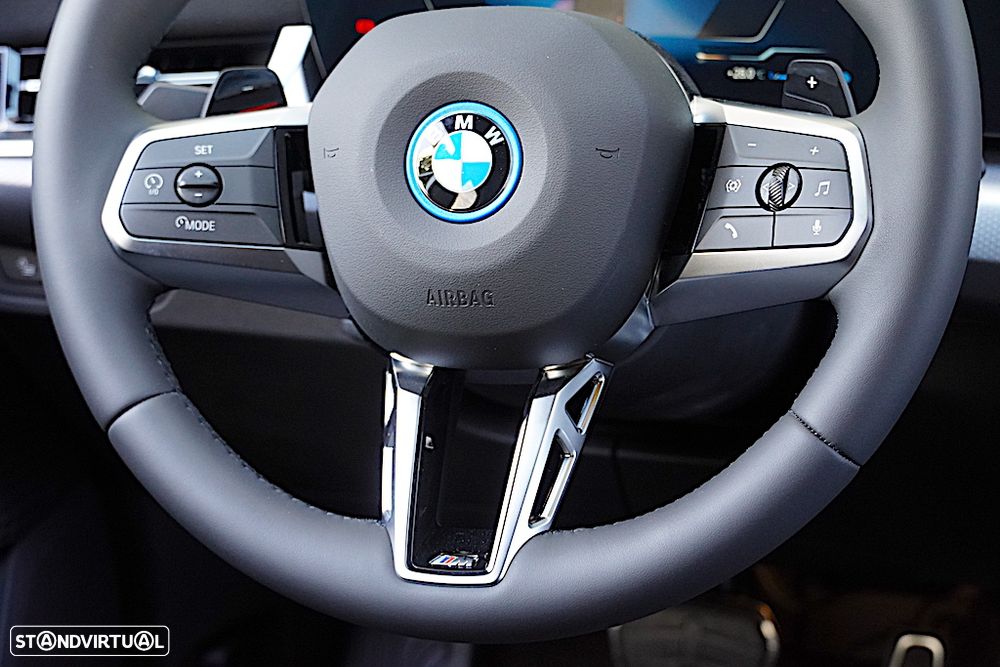 BMW X1 xDrive25e Pack Desportivo M - 36