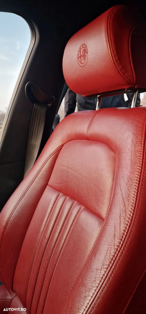 Alfa Romeo 159 1.8 TBI Distinctive - 9