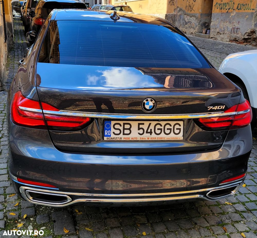 BMW Seria 7 740Li - 3