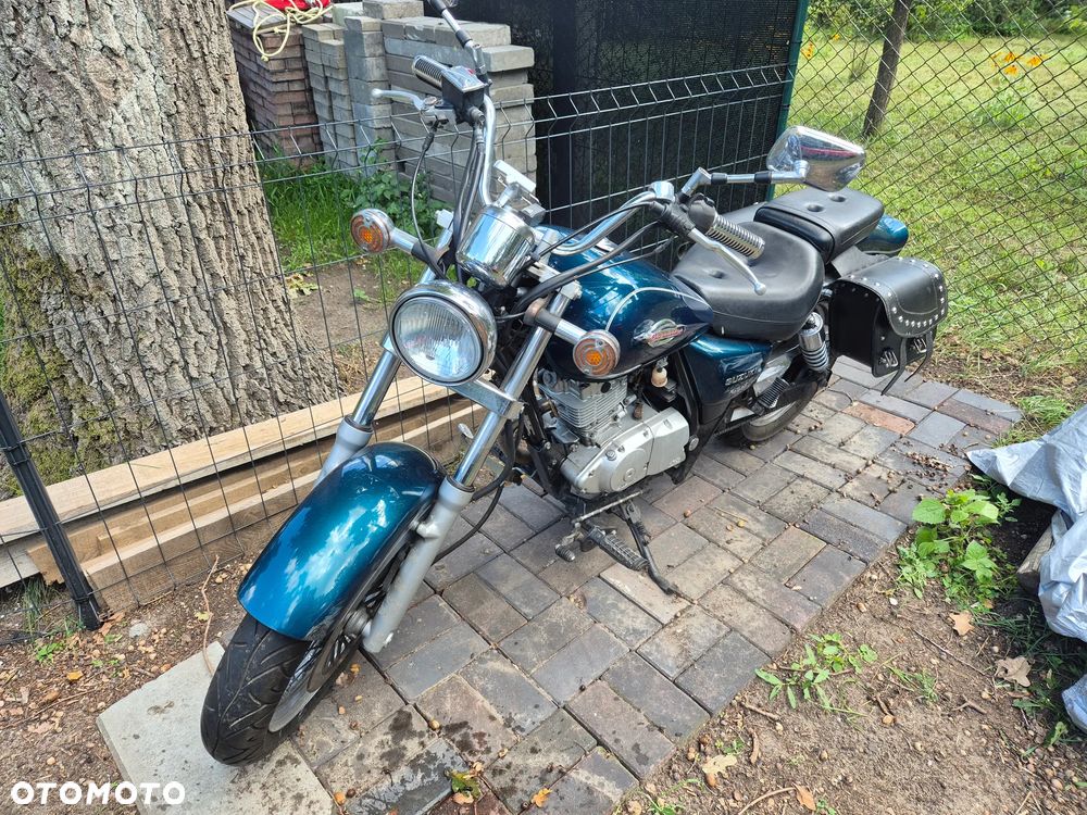 Suzuki Marauder - 1