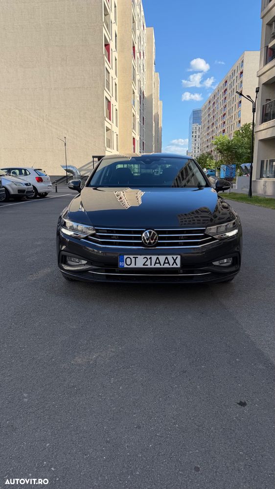 Volkswagen Passat 2.0 TDI SCR DSG Business - 1