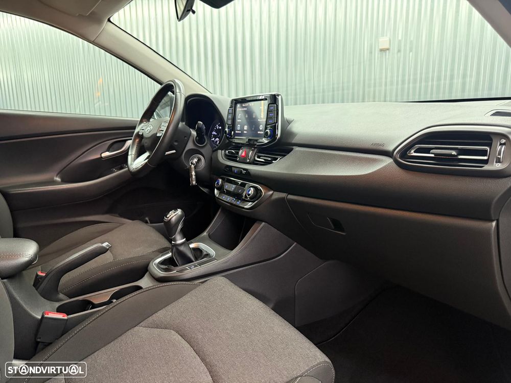 Hyundai i30 SW 1.6 CRDi Style Plus - 18