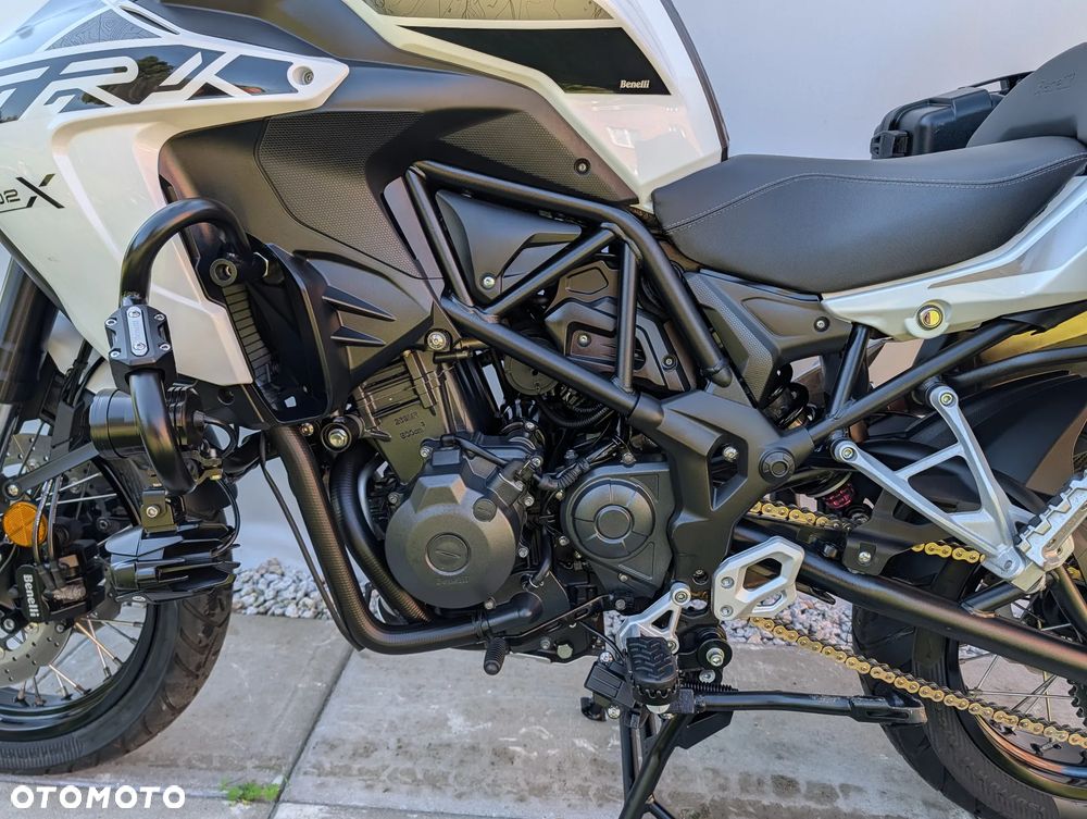 Benelli TRK 502X - 21