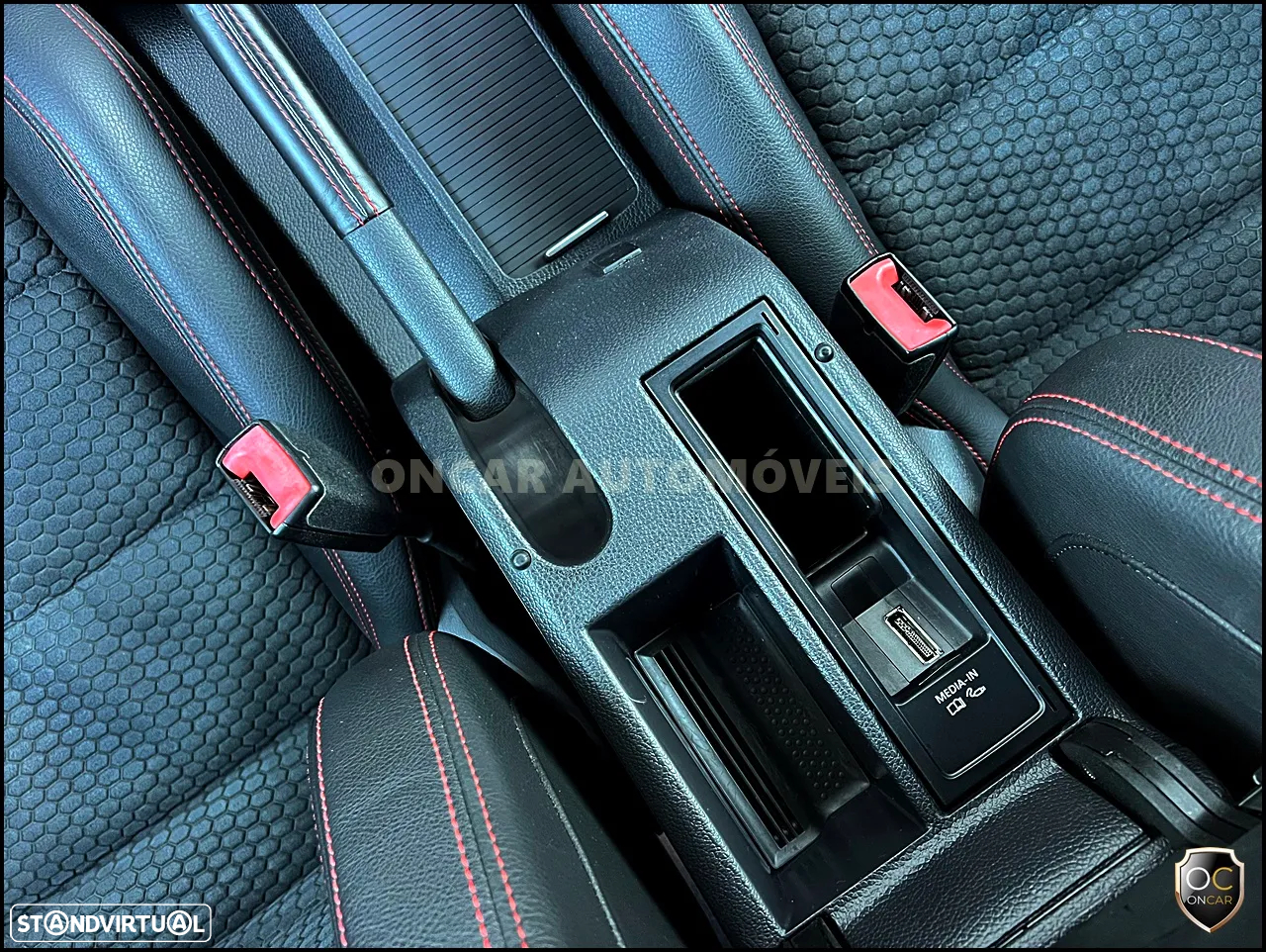 VW Golf 2.0 TSi GTI EDITION 35 DSG - 23